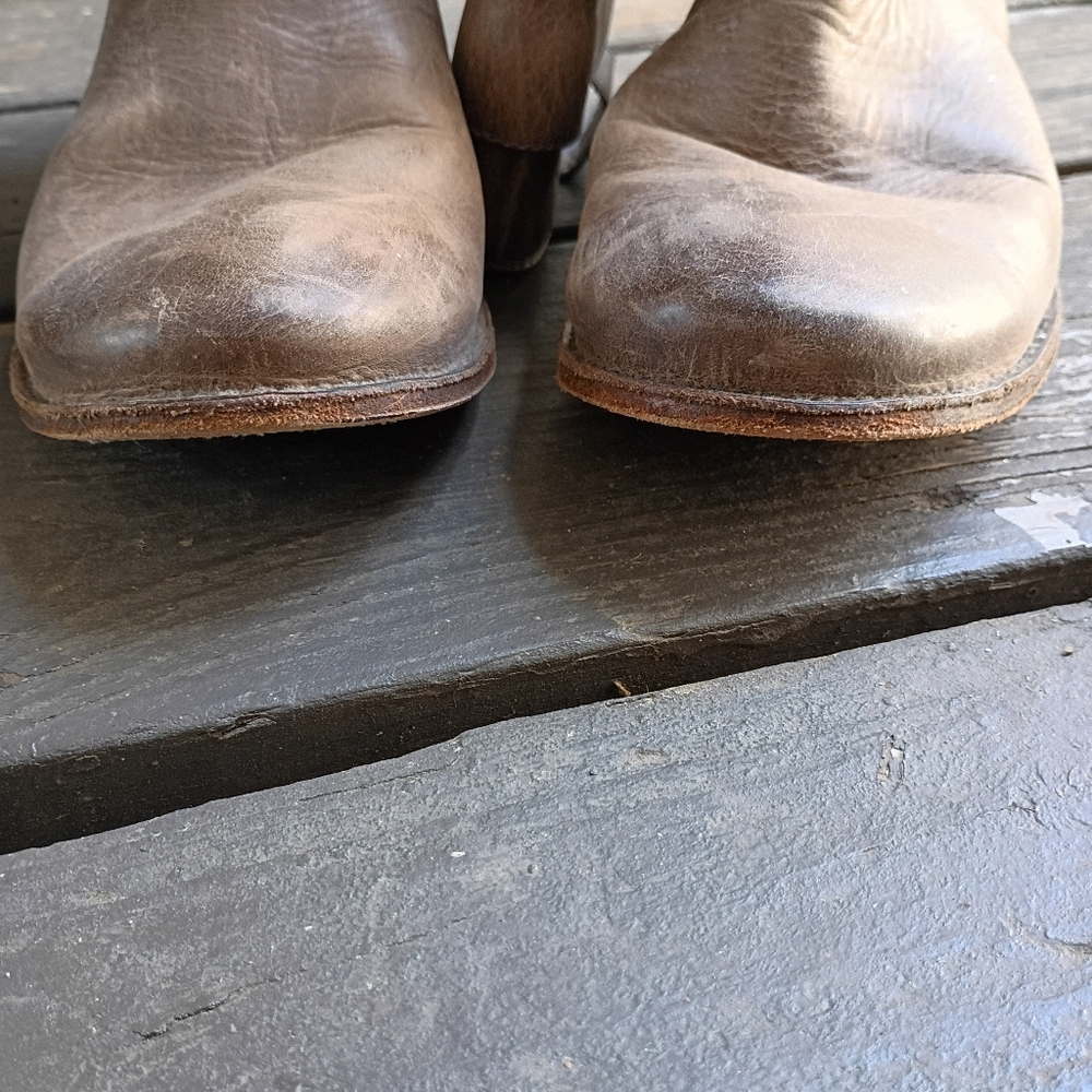 Frye Paige Leather Taupe Knee-High Riding Boots 77534 Women's 7.5 - Picture 5 of 9